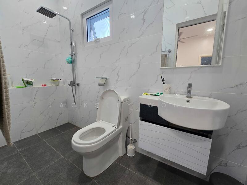 Bandar Sungai Long untuk Untuk Dijual - RM 2,400,000, Feb 2026 - Bathroom - PropertyGuru.com.my