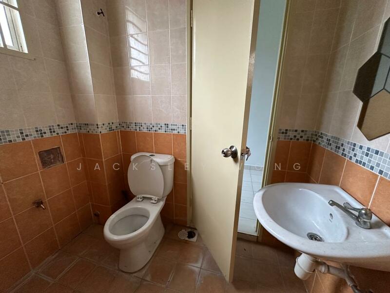 Terraced House for Sale in Bandar Sungai Long (Selangor) - Jacksley Wong - Bathroom - PropertyGuru.com.my
