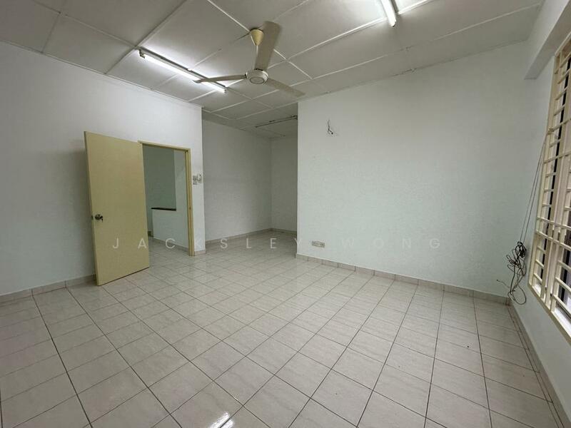 Terraced House for Sale in Bandar Sungai Long (Selangor) - Jacksley Wong - Living Room - PropertyGuru.com.my