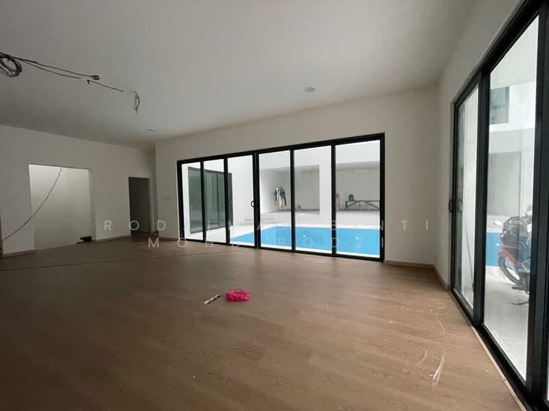 Bungalow for Sale in Bukit Jelutong (Shah Alam) - Rodzimah Binti Mohd Rodzi - Living Room - PropertyGuru.com.my