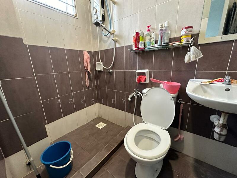Terraced House for Sale in Bandar Sungai Long (Selangor) - Jacksley Wong - Bathroom - PropertyGuru.com.my