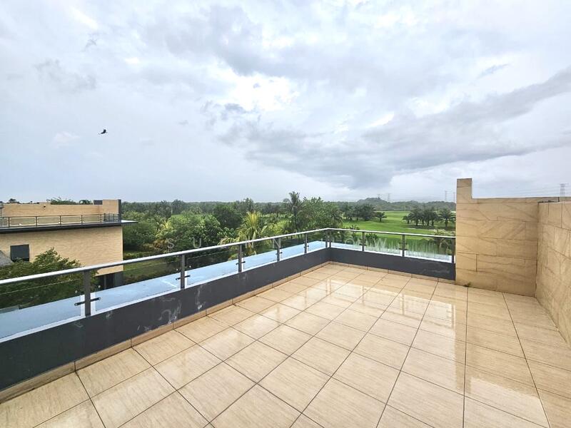 Cluster House for Sale in Forest City (Gelang Patah) - Suenn Low - Balcony - PropertyGuru.com.my