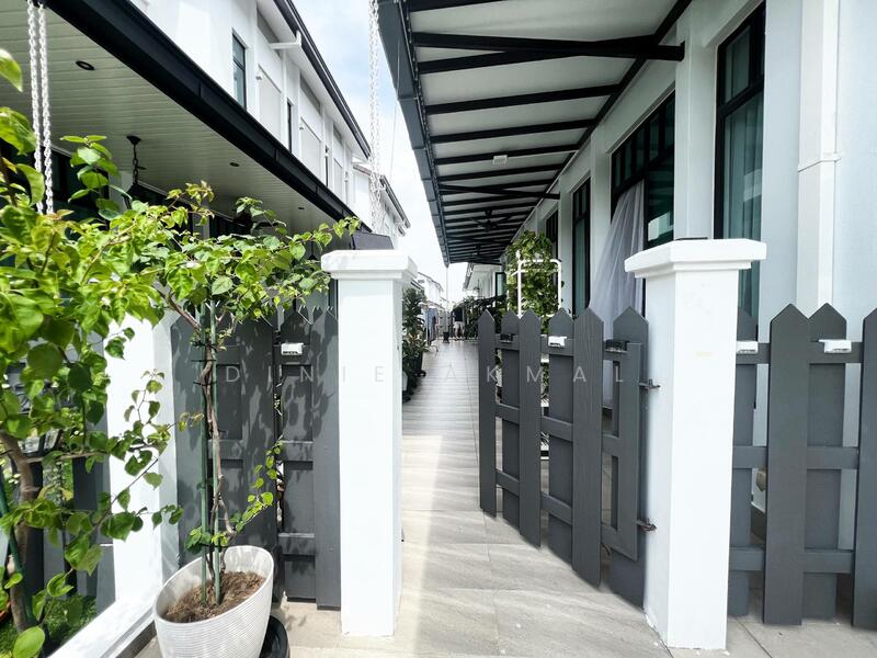 Cluster House for Sale in Eco Majestic (Semenyih) - Dinie Akmal - Exterior - PropertyGuru.com.my