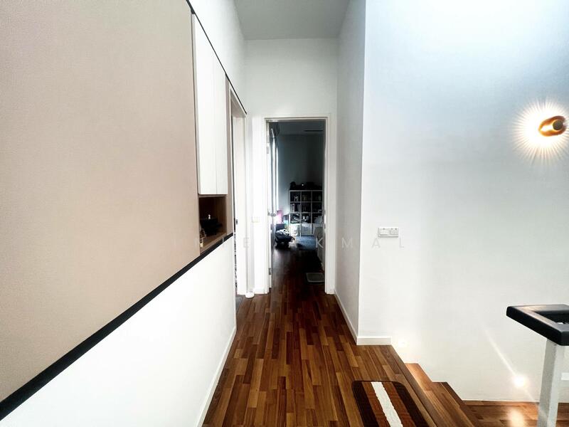 Cluster House for Sale in Eco Majestic (Semenyih) - Dinie Akmal - Corridor - PropertyGuru.com.my