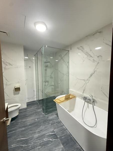 Kediaman Servis untuk Disewa di Core Residence @ TRX - Thomas Yap - Bathroom - PropertyGuru.com.my