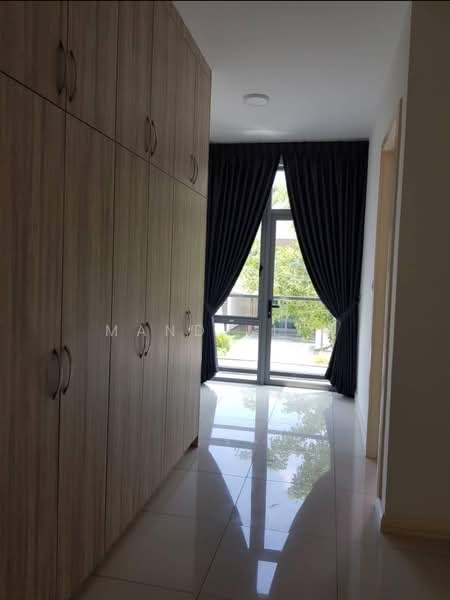 2-storey Terraced House for Rent in Cyberjaya (Selangor) - Mandy Lim - Corridor - PropertyGuru.com.my