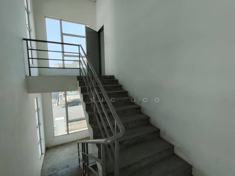 Kilang untuk Dijual di Ayer Keroh (Melaka) - Daric Goo - Entrance - PropertyGuru.com.my