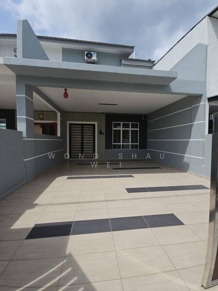 For Rent - BANDAR LAYANGKASA