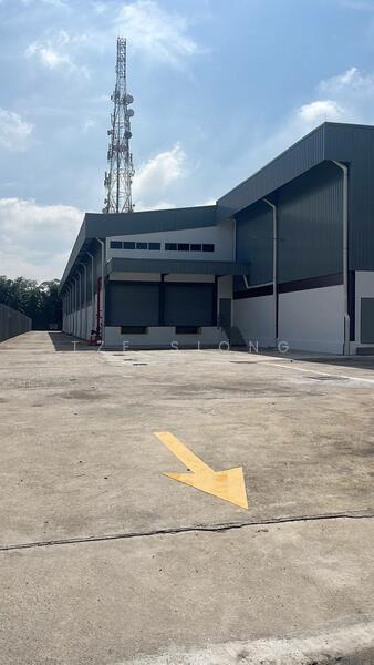 Exterior Front Loading