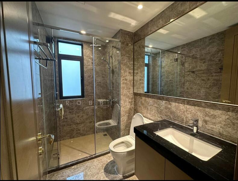 Condominium for Rent at R&F Princess Cove Phase 2-Seine Region - Robbie Tan - Bathroom - PropertyGuru.com.my