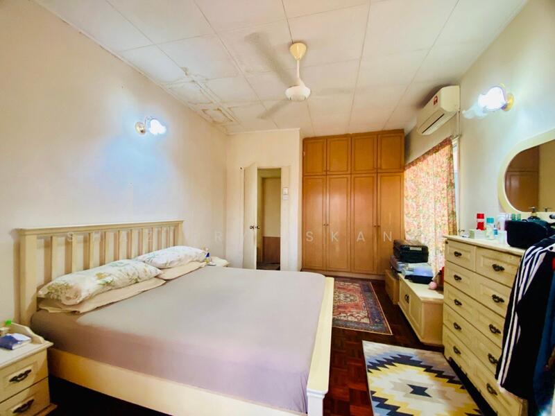 Rumah Teres 2 Tingkat untuk Dijual di Taman Setiawangsa (Setiawangsa) - Shaziery Iskandar - Bedroom - PropertyGuru.com.my