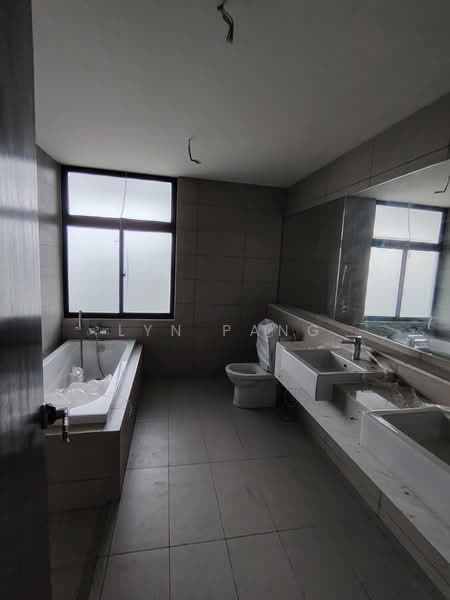 3-storey Terraced House for Sale in Masai (Johor) - Lyn Pang - Bathroom - PropertyGuru.com.my