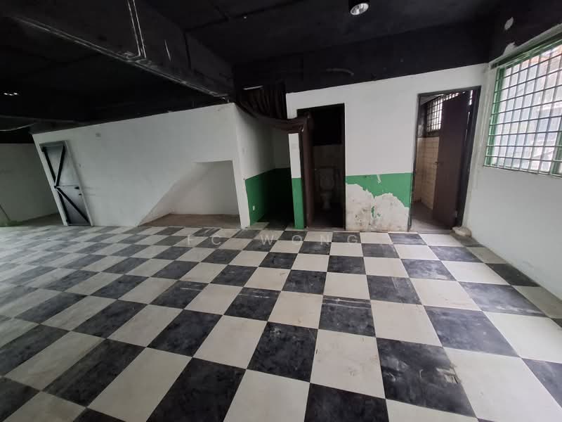 Shop / Office for Rent in SS 21, Damansara Utama (Petaling Jaya) - FC Wong - Interior - PropertyGuru.com.my