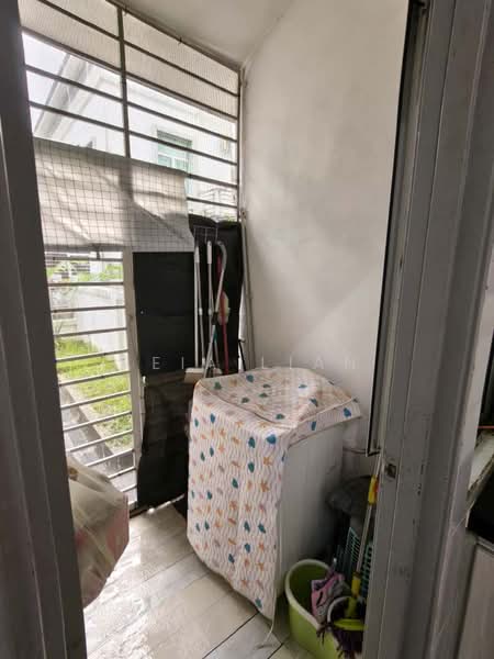 Semi-Detached House for Sale in Bandar Saujana Putra (Tanjong Duabelas) - Leia Lian - Balcony - PropertyGuru.com.my