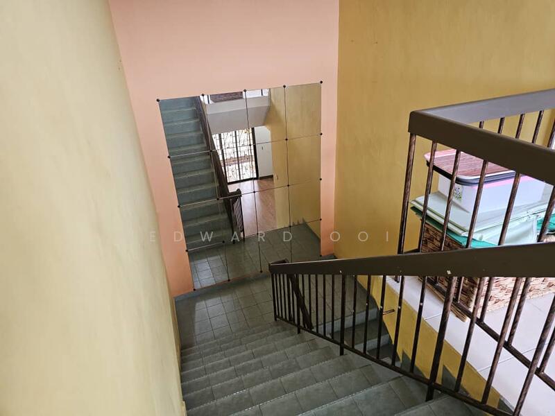 2-storey Terraced House for Sale in Ukay Bistari (Ulu Kelang) - Edward Ooi - Corridor - PropertyGuru.com.my