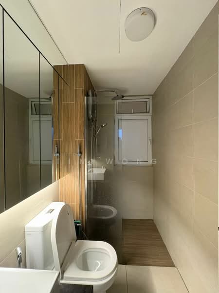 Servis Apartment untuk Disewa di RYAN & MIHO - Tim Wong - Bathroom - PropertyGuru.com.my