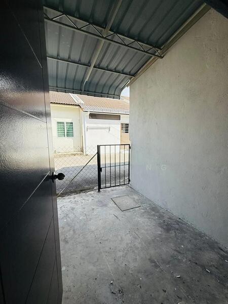 Untuk Dijual - Tanjong Rambutan