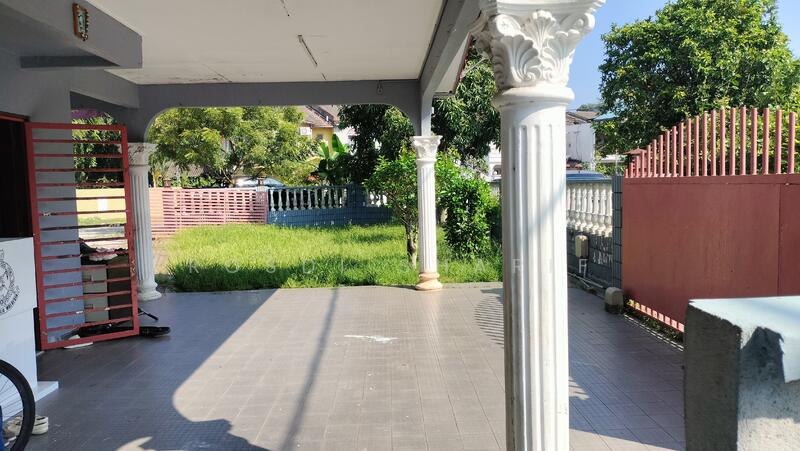 2-storey Terraced House for Sale in Rawang (Selangor) - Rosdi Sharif - Exterior - PropertyGuru.com.my