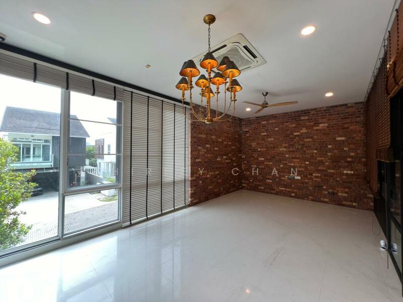Bungalow for Sale in Sunway Damansara (Kota Damansara) - Shirley Chan - Living Room - PropertyGuru.com.my