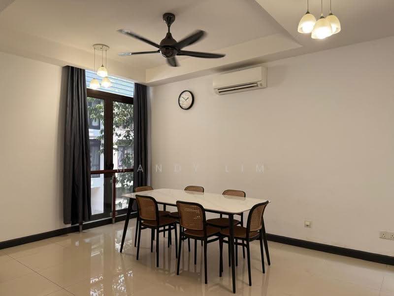 Rumah Teres 3-Tingkat untuk Disewa di Cyberjaya (Selangor) - Mandy Lim - Dining Room - PropertyGuru.com.my