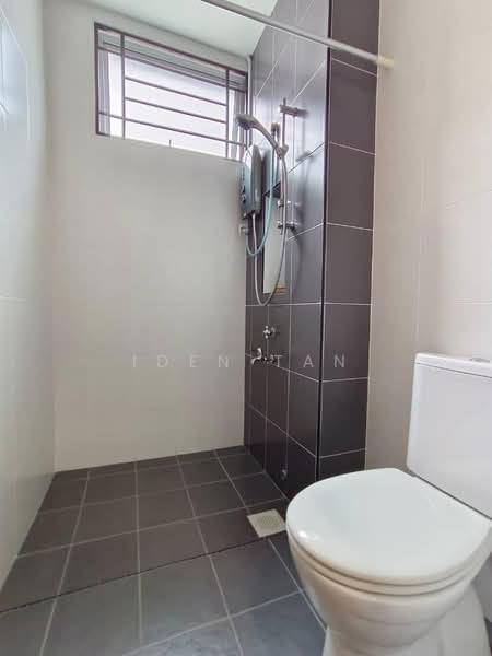 Cluster House for Sale in Taman Sri Pulai Perdana (Skudai) - Iden Tan - Bathroom - PropertyGuru.com.my