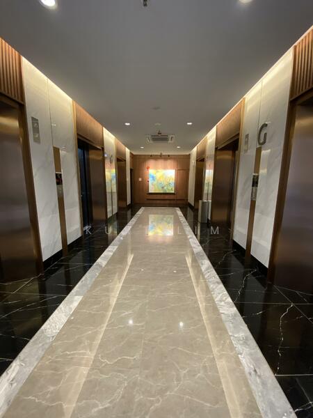 Lift lobby