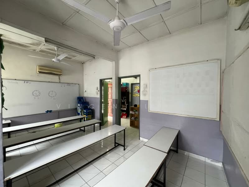 2-storey Terraced House for Sale in Bandar Tasik Selatan (Kuala Lumpur) - Vincent Loon - Study - PropertyGuru.com.my