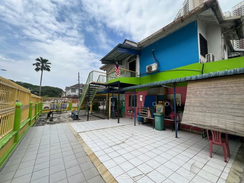 2-storey Terraced House for Sale in Bandar Tasik Selatan (Kuala Lumpur) - Vincent Loon - Exterior - PropertyGuru.com.my
