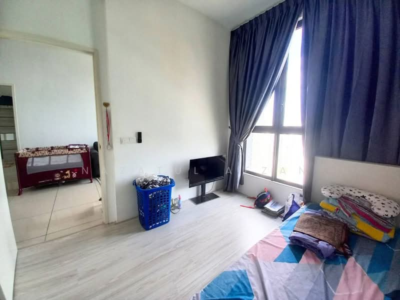 Service Residence for Sale at Lexa Residence @ The Quartz WM - Nazatul Afzan - Bedroom - PropertyGuru.com.my
