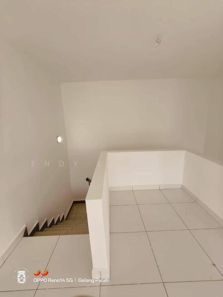 2-storey Terraced House for Sale in Nusantara Prima (Gelang Patah) - Endy Law Law - Interior - PropertyGuru.com.my