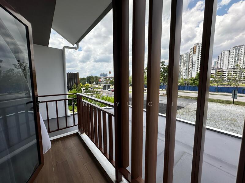 2-storey Terraced House for Sale in Cyber 10 (Cyberjaya) - Liang Yu Chin - Balcony - PropertyGuru.com.my
