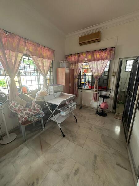 For Sale - Taman Sri Putri