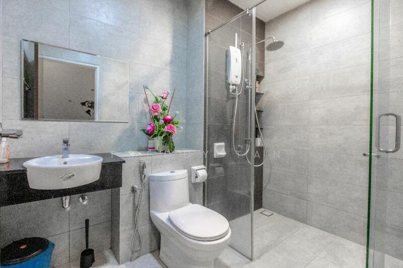 Untuk Dijual - Setia Tri-Angle Corporate Suites