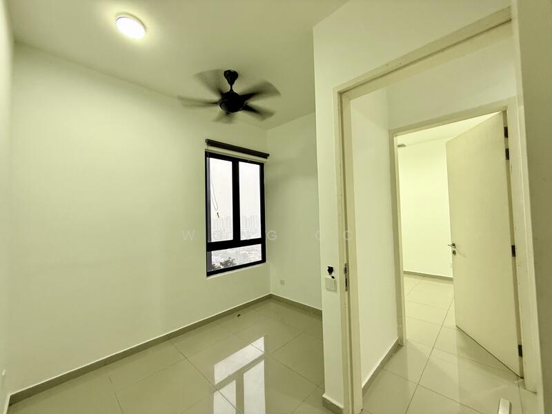 Bedroom 05 - Angle 03