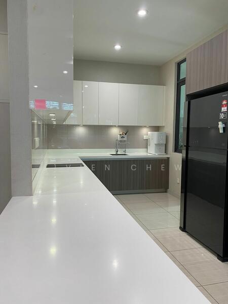 Condominium for Sale at The LIGHT COLLECTION II - Vivien Chew - Kitchen - PropertyGuru.com.my