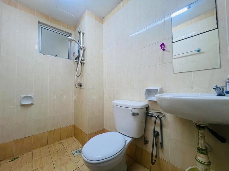 Condominium for Rent at Suriamas - Mak Hon Yean - Bathroom - PropertyGuru.com.my