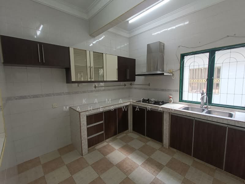 2-storey Terraced House for Sale in Taman Puchong Prima (Puchong) - Kamales Maheswaran - Kitchen - PropertyGuru.com.my