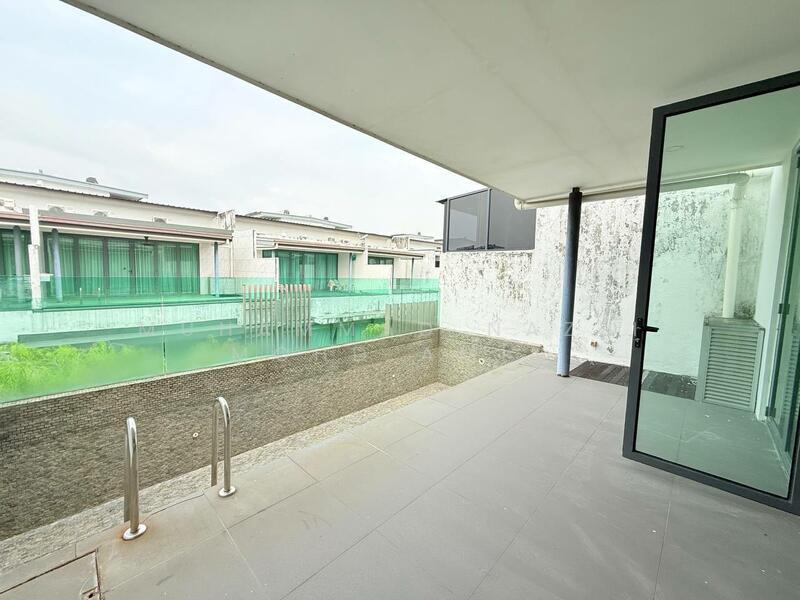 3-storey Terraced House for Sale in Bandar Nusaputra (Puchong) - Muhammad Nazli Mohd Amin - Exterior - PropertyGuru.com.my