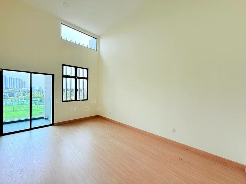 3-storey Terraced House for Sale in Bandar Nusaputra (Puchong) - Muhammad Nazli Mohd Amin - Living Room - PropertyGuru.com.my