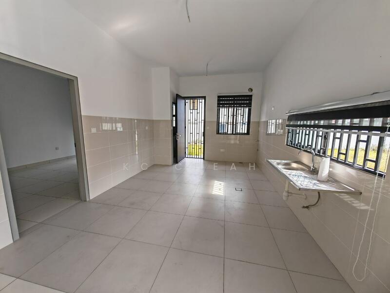 2-storey Terraced House for Sale in Elmina (Shah Alam) - KC Cheah - Kitchen - PropertyGuru.com.my