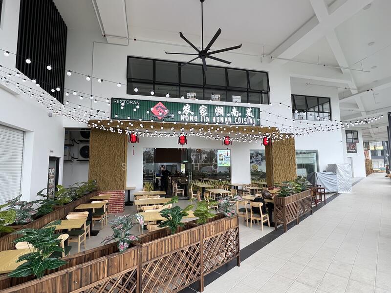 Shop for Rent in Setia Alam (Selangor) - Sam Hong - Exterior - PropertyGuru.com.my
