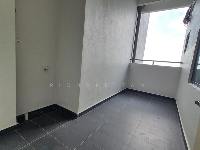 Outdoor Area / Wet Kitchen / Laundry