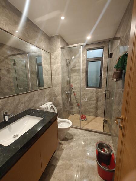 Service Residence for Rent at R&F Princess Cove Phase 1 - KH Lim - Bathroom - PropertyGuru.com.my