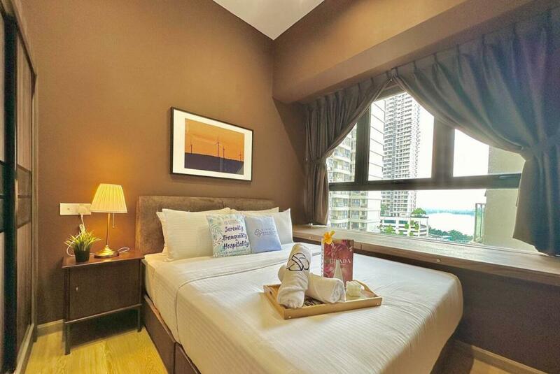 Condominium for Rent at Amberside @ Country Garden Danga Bay - Winnie Lau - Bedroom - PropertyGuru.com.my