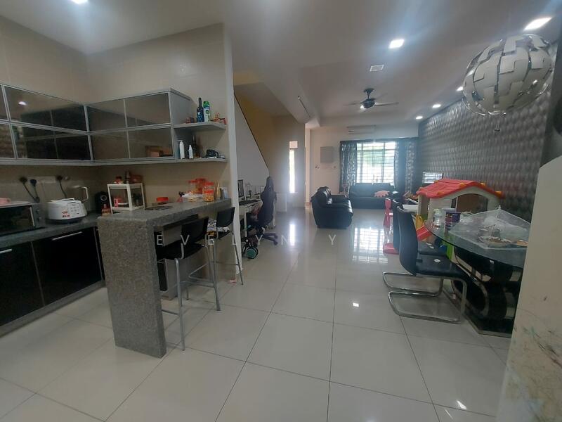 Terraced House for Sale in Taman Cheras Idaman (Cheras) - Evelyn Yap - Kitchen - PropertyGuru.com.my