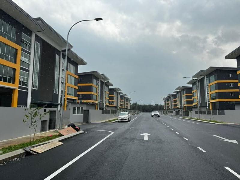 Semi-D Factory for Sale in Taman Perindustrian Meru (Kapar) - Eugene Yap - PropertyGuru.com.my