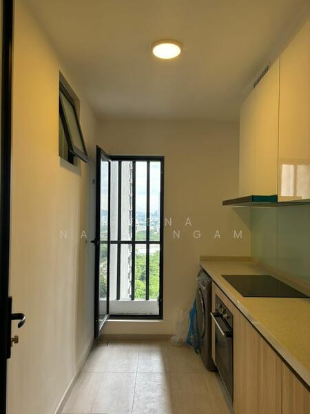 Servis Apartment untuk Disewa di Sunway Belfield - Reena Nagalingam - Kitchen - PropertyGuru.com.my