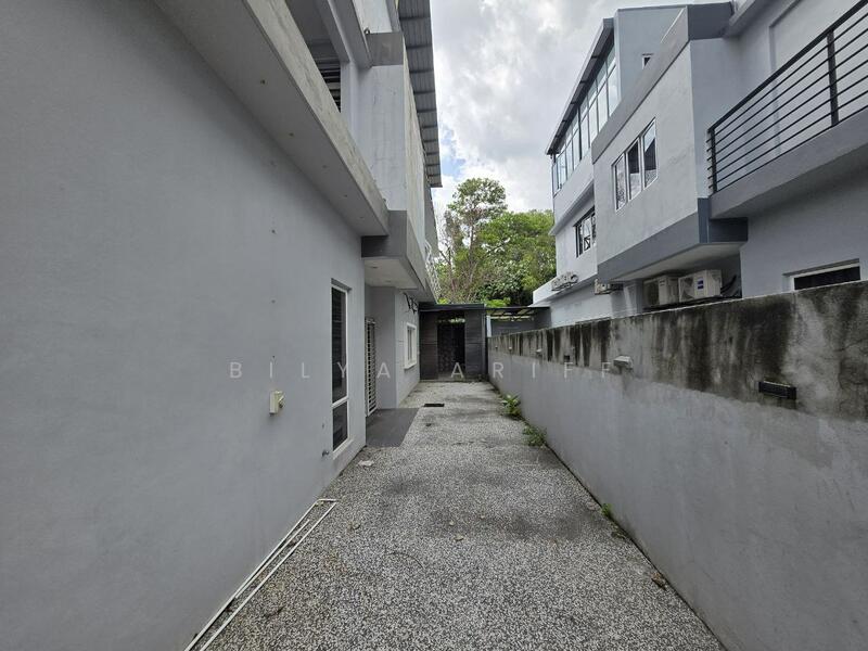 Untuk Dijual - Perdana Lakeview East