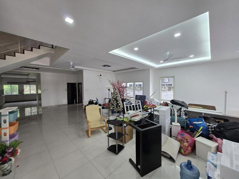 Untuk Dijual - Perdana Lakeview East