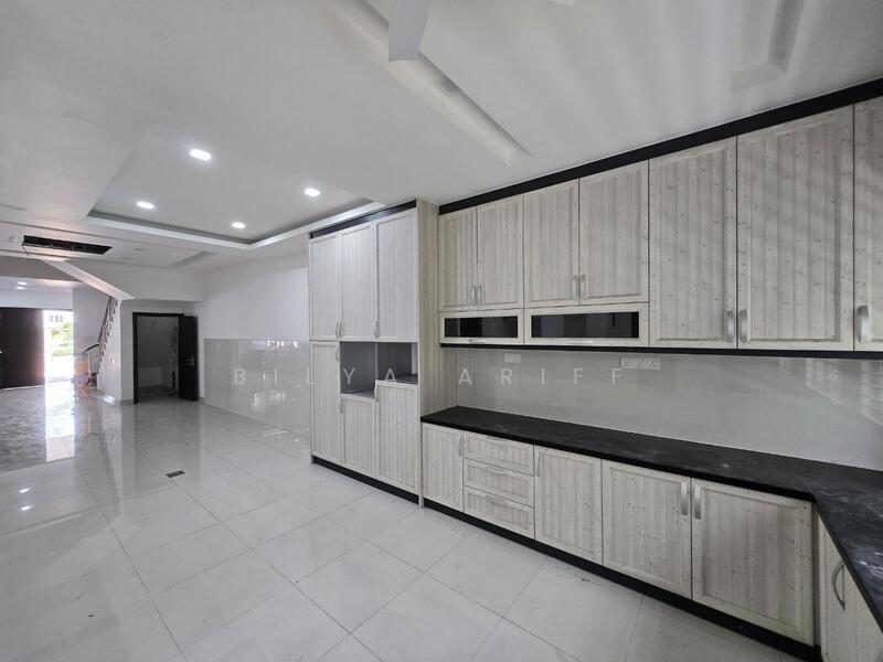 Untuk Dijual - Perdana Lakeview East